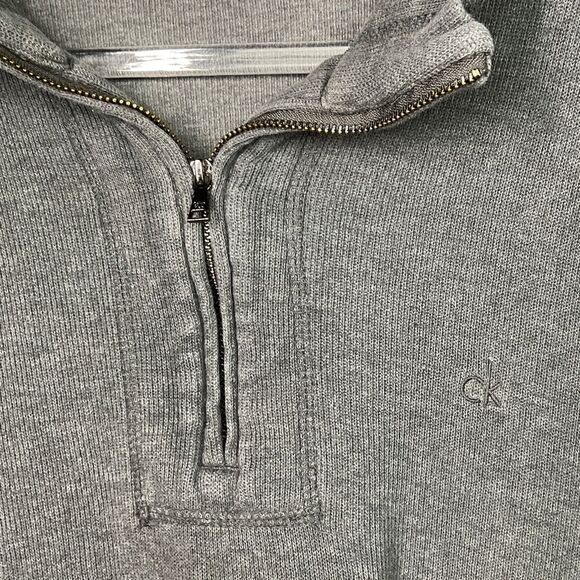 Calvin Klein Gray Long Sleeve 1/4 Zip Pullover Sweater Medium - Picture 2 of 5